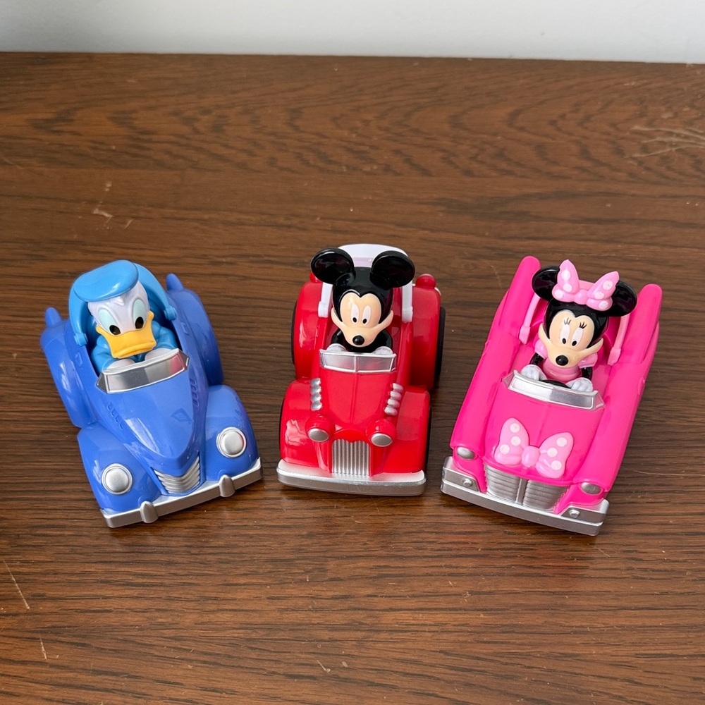 Disney Mickey and Friends Colorful Toy Cars